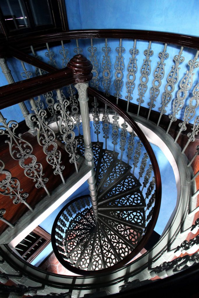 boutique-hotel-penang-island-blue-mansion-slide-01-1-683x1024 Architecture boutique-hotel-penang-island-blue-mansion-slide-01-1-683x1024 Architecture